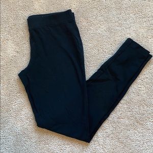 Black Express Essential Leggings